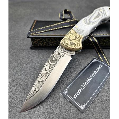 El Yapımı Kilitli Kompakt Verzalit Kabze Pirinç Balçak Gravürlü N690 Çelik Çakı Hm485